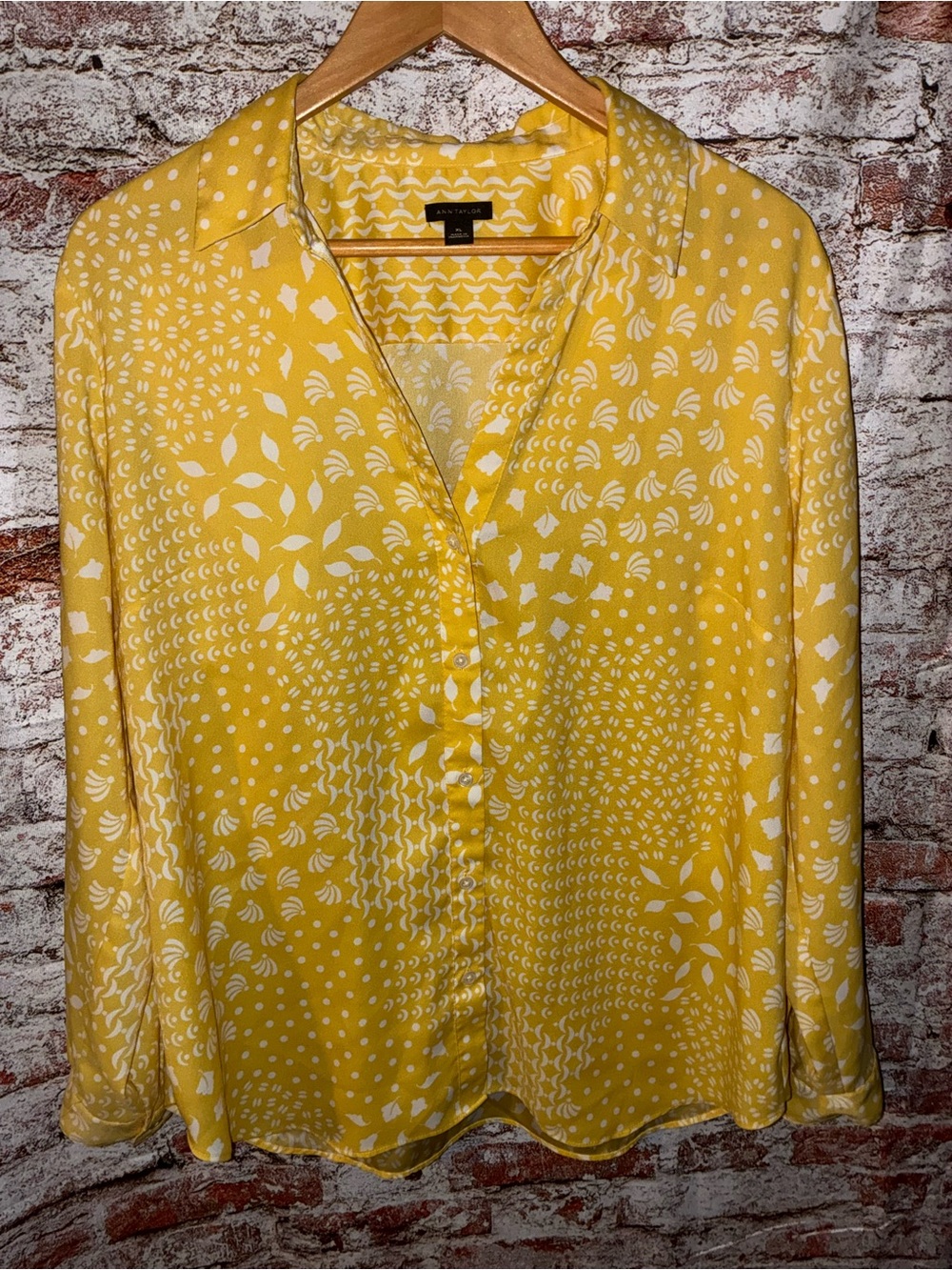 Ann Taylor Yellow & White Printed Button-Down Shirt